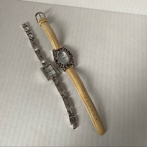 BUNDLE OF 2 WATCHES - Picture 2 of 7